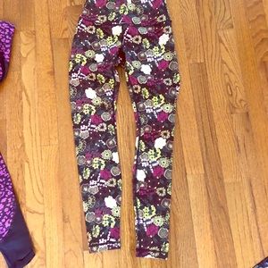 Lululemon wunder under pants size 4 VGUC